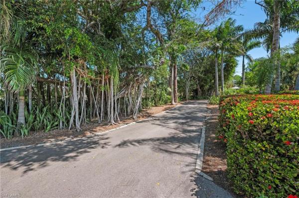 Village West At Park Shore, 4912 West Blvd #14, Naples, Florida 34103, image 1