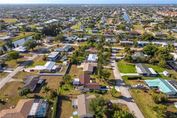 Cape Coral Residential, 409 13th Ave, Cape Coral, Florida 33909, image 2