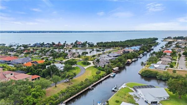 Buttonwood Harbor, 12601 Apopka Ct, North Fort Myers, Florida 33903, image 1