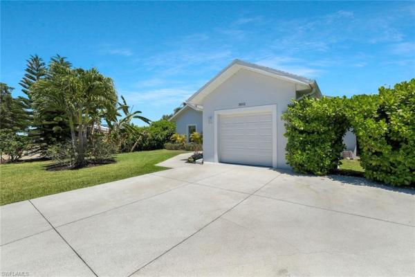 Bad Axe, 3892 N 14th St, Naples, Florida 34103, image 1