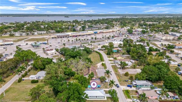 Fort Myers Residential, 674 Pine St, Fort Myers, Florida 33916, image 2