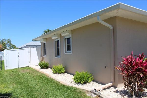 Cape Coral Residential, 213 44th Ter, Cape Coral, Florida 33914, image 2