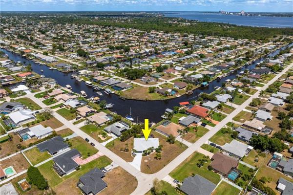 Cape Coral Residential, 2037 16th St, Cape Coral, Florida 33990, image 3