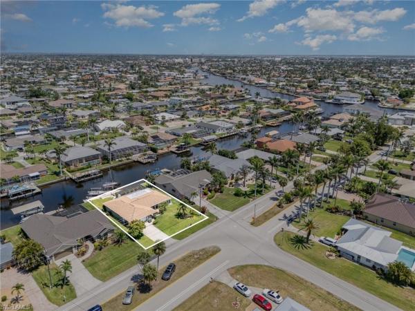 Cape Coral Residential, 147 W El Dorado Pkwy, Cape Coral, Florida 33914, image 2