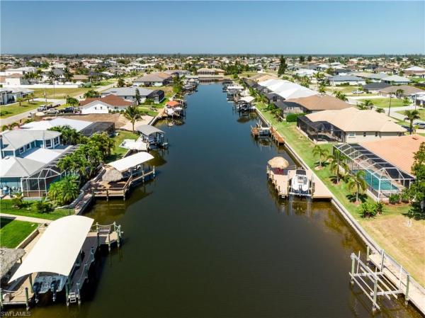 Cape Coral Residential, 3307 2nd St, Cape Coral, Florida 33993, image 3