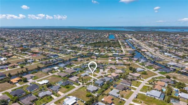 Cape Coral Residential, 2313 27th Ter, Cape Coral, Florida 33914, image 2