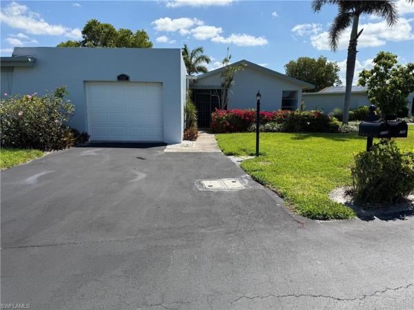 Lakewood Villas, 3311 Boca Ciega Dr #D48, Naples, Florida 34112, image 1