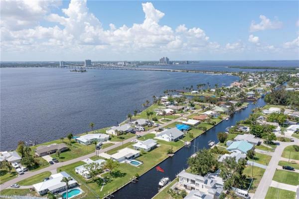 Port Edison, 400 North Shore Dr, North Fort Myers, Florida 33917, image 2
