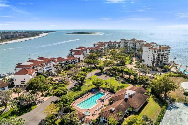 Twin Dolphins, 700 La Peninsula Blvd #306, Naples, Florida 34113, image 2