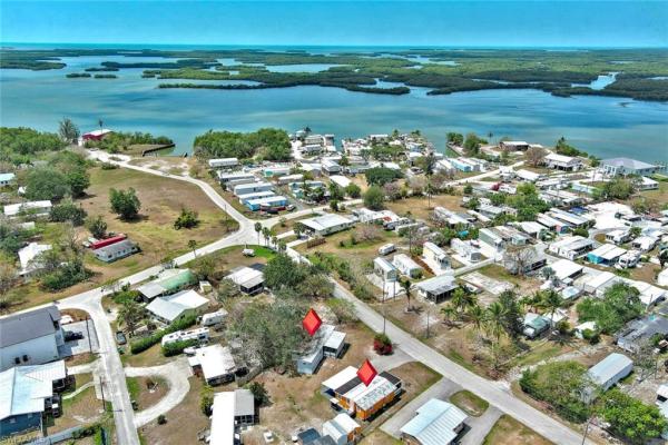 268 Mamie St, Chokoloskee, Florida 34138, image 1