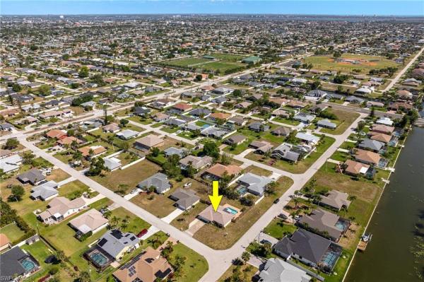 Cape Coral Residential, 432 38th Ter, Cape Coral, Florida 33914, image 1