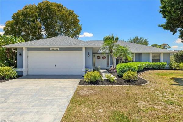 Riverbend Golf & River Club, 6419 Ben Hogan Cir, North Fort Myers, Florida 33917, image 1