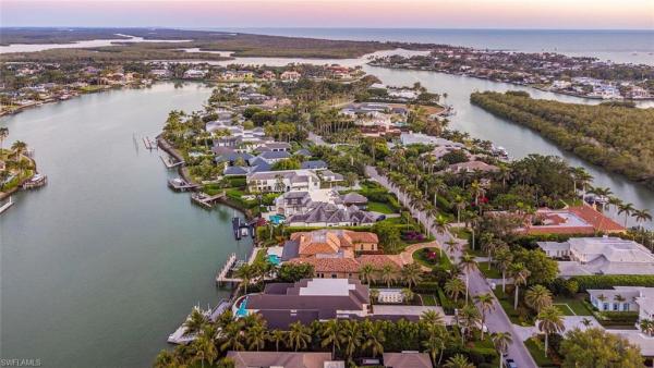 Port Royal, 3525 Fort Charles Dr, Naples, Florida 34102, image 2