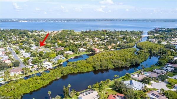 Natoma Park, 1016 E Shaddelee Ln, Fort Myers, Florida 33919, image 1