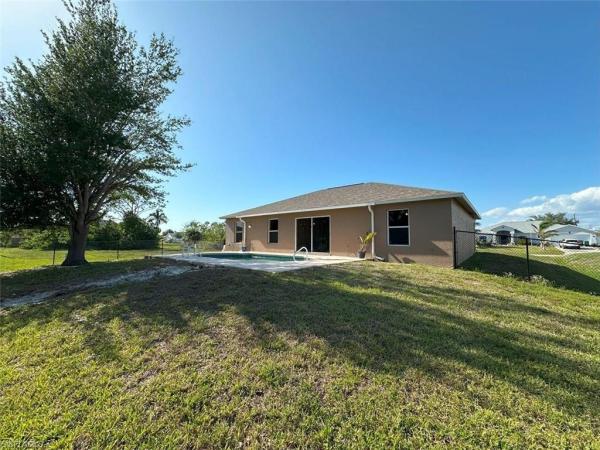 Cape Coral Residential, 2718 5th St, Cape Coral, Florida 33993, image 3