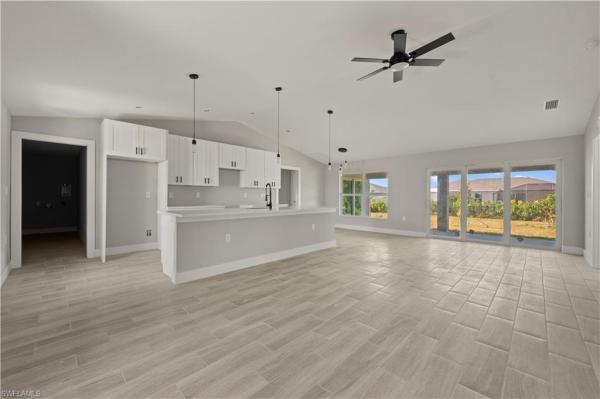 Cape Coral Residential, 601 26th St, Cape Coral, Florida 33993, image 2
