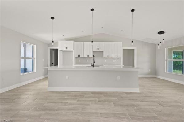 Cape Coral Residential, 601 26th St, Cape Coral, Florida 33993, image 1