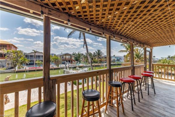 Crescent Park, 340 Crescent St, Fort Myers Beach, Florida 33931, image 2