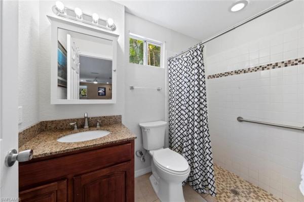 La Chelle Manor, 1335 Sunbury Dr, Fort Myers, Florida 33901, image 3