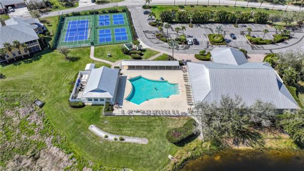 2061 Willow Hammock Cir #303, Punta Gorda, Florida 33983, image 1