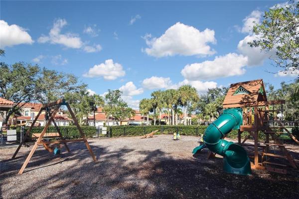 Eagle Ridge Lakes, 13990 Eagle Ridge Lakes Dr #102, Fort Myers, Florida 33912, image 3