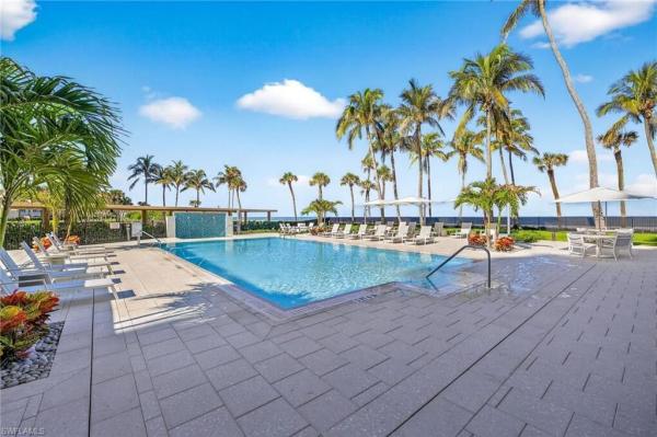 Surfsedge At Park Shore, 4001 N Gulf Shore Blvd #PH-4, Naples, Florida 34103, image 3