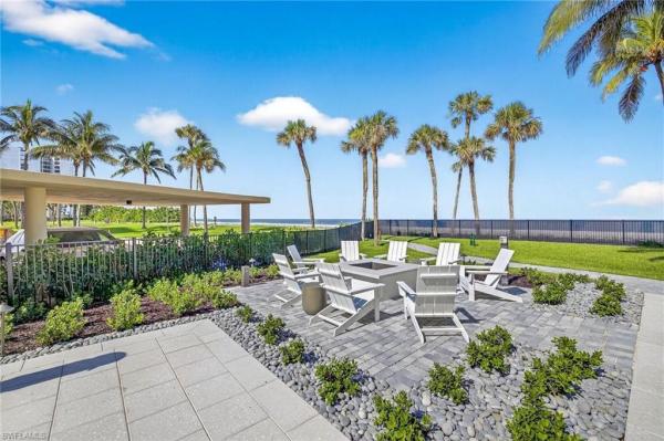 Surfsedge At Park Shore, 4001 N Gulf Shore Blvd #PH-4, Naples, Florida 34103, image 2