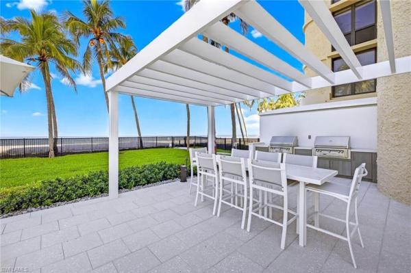 Surfsedge At Park Shore, 4001 N Gulf Shore Blvd #PH-4, Naples, Florida 34103, image 1