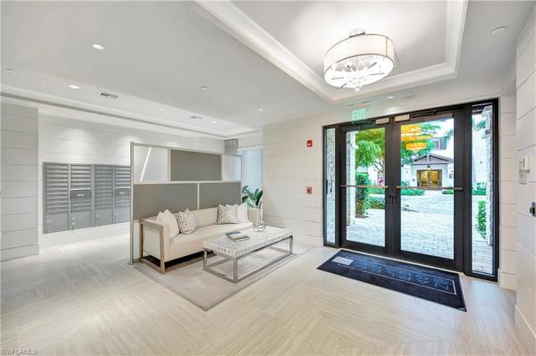 Naples Square, 1030 3rd Ave S #307, Naples, Florida 34102, image 2