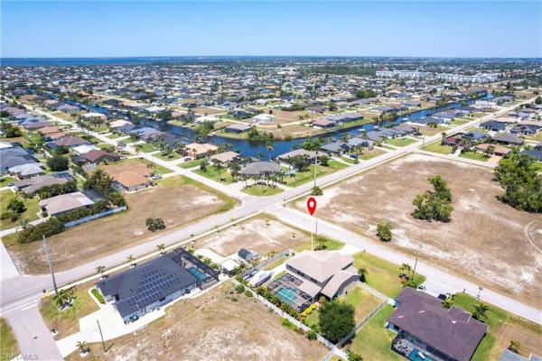 Cape Coral Residential, 1918 28th Ter, Cape Coral, Florida 33914, image 3
