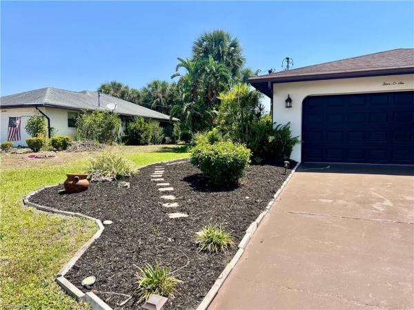 Lehigh Acres, 406 Glendale Ave, Lehigh Acres, Florida 33936, image 1