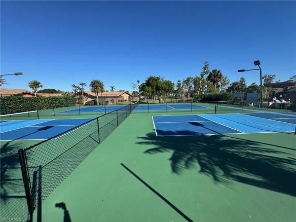 Royal Woods, 17305 Timber Oak Ln, Fort Myers, Florida 33908, image 2