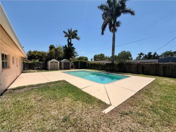 North Fort Myers No HOA, 61 W Glenmont Dr, North Fort Myers, Florida 33917, image 2