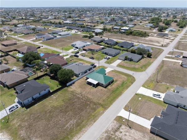 Cape Coral Residential, 1511 13th Ave, Cape Coral, Florida 33993, image 1