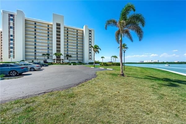 17 Bluebill Ave #305, Naples, Florida 34108, image 1