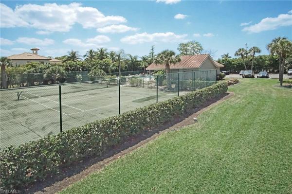 The Courtyards At Quail Woods, 4412 Preserve Way #12D, Naples, Florida 34109, image 2