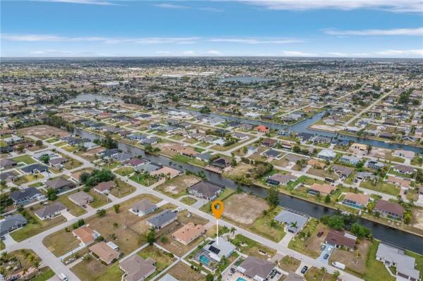 Cape Coral Residential, 212 21st Ln, Cape Coral, Florida 33991, image 1