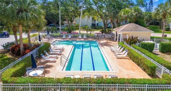 Lakeside Carriage Homes, 2560 Citrus Lake Dr #V201, Naples, Florida 34109, image 2