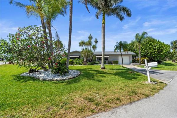 Yacht Club, 4902 Seville Ct, Cape Coral, Florida 33904, image 1