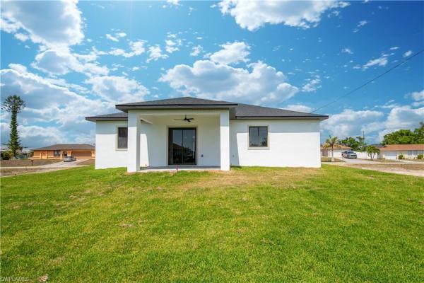 Cape Coral Residential, 2128 20th Ter, Cape Coral, Florida 33909, image 2