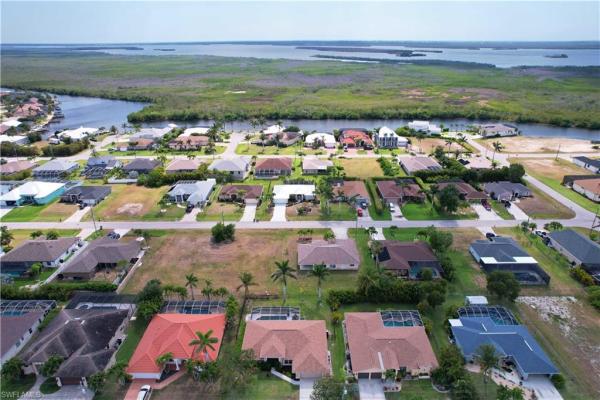 Cape Coral Residential, 2816 29th Ave, Cape Coral, Florida 33914, image 2