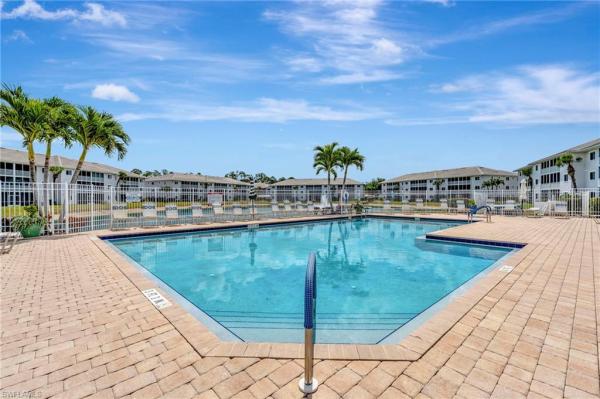 7811 Regal Heron Cir #4, Naples, Florida 34104, image 1