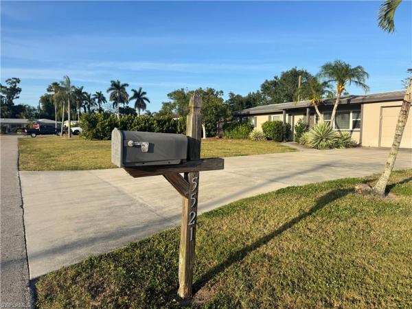 McGregor Groves, 5521 Granada Rd, Fort Myers, Florida 33919, image 1