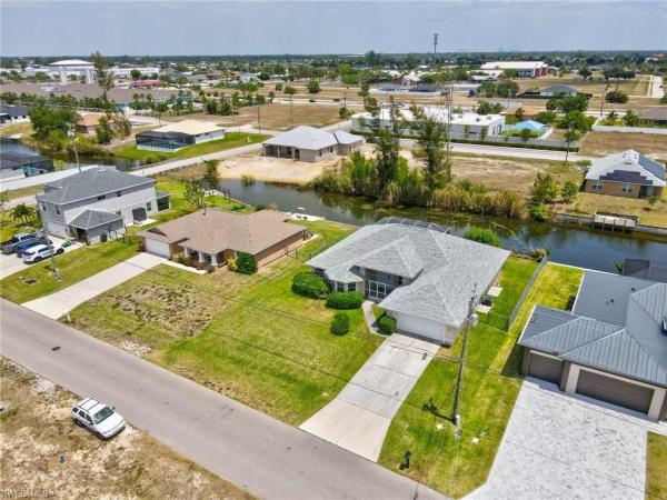 Cape Coral Residential, 1943 8th Ct, Cape Coral, Florida 33991, image 3