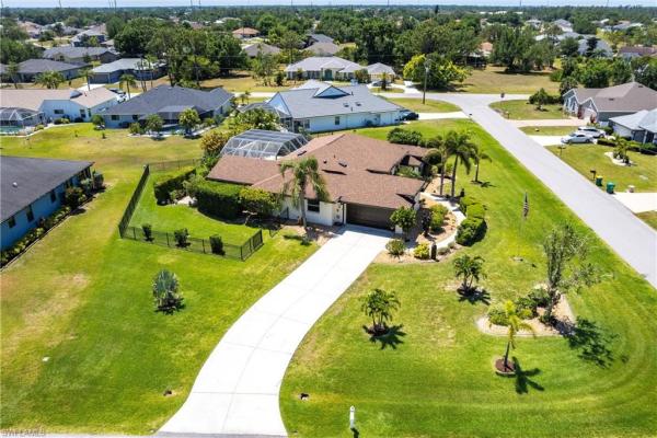 25179 Campos Dr, Punta Gorda, Florida 33983, image 1