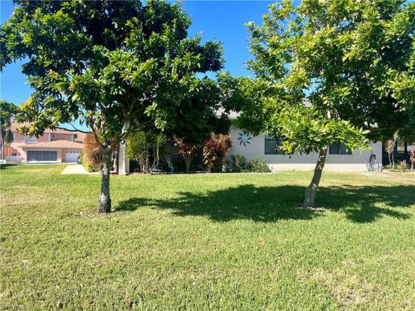 Cypress Pines, 20065 N Lake Vista Cir, Lehigh Acres, Florida 33936, image 2