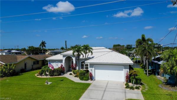 Cape Coral Residential, 2532 Shelby Pkwy, Cape Coral, Florida 33904, image 1