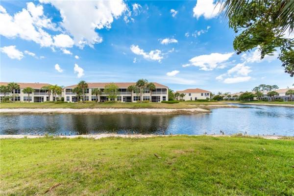 Pinehurst At Stratford Place, 1048 Hampton Cir #58, Naples, Florida 34105, image 1