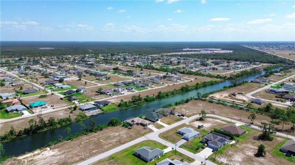 Cape Coral, 1911 26th St, Cape Coral, Florida 33993, image 3