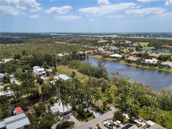 Naples No HOA, 2348 Lake Ave, Naples, Florida 34112, image 2